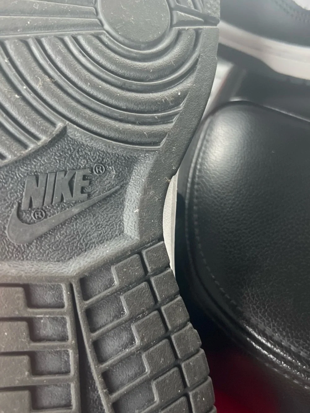 Nike classic low